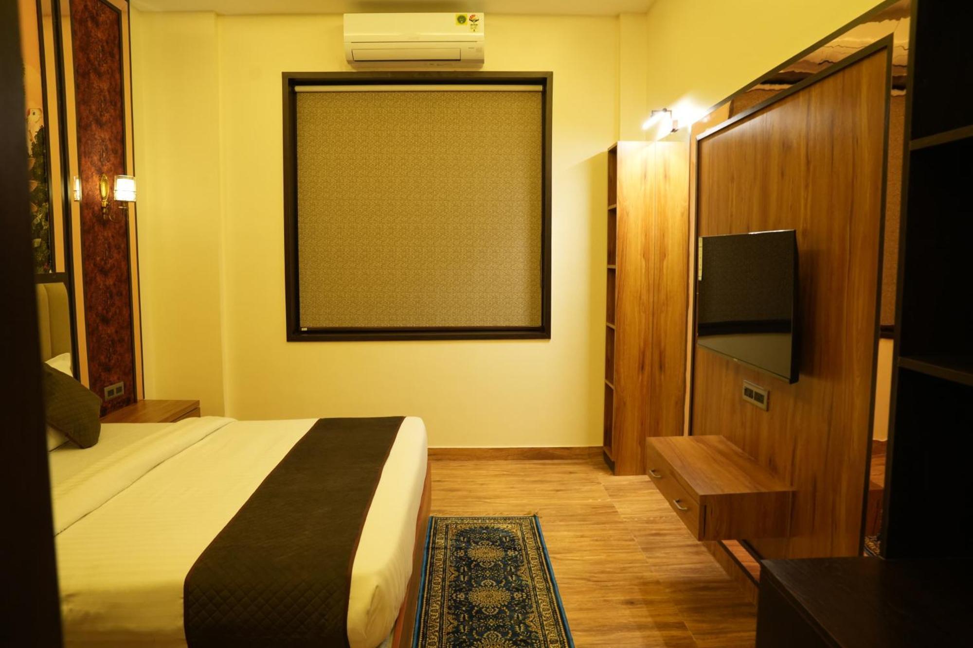 Hotel Prime Safari ジャイプール エクステリア 写真